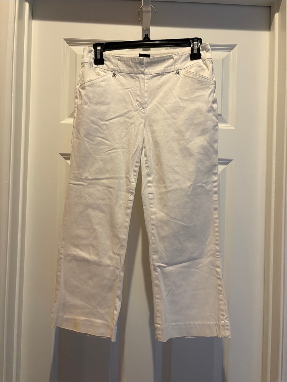 Willi Smith White Cropped Straight Jeans- 97% cotton, 3% spandex